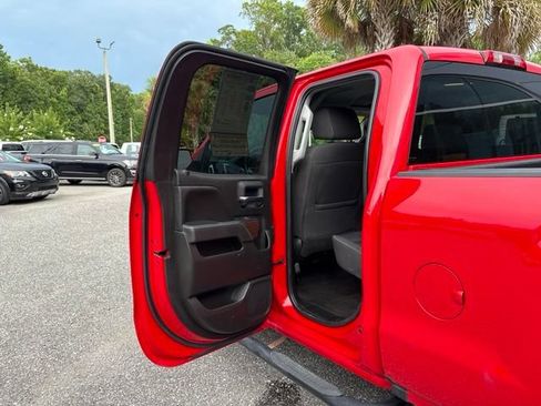 Used 2018 GMC Sierra 1500 SLE w/ SLE Value Package AWD/4WD image 26