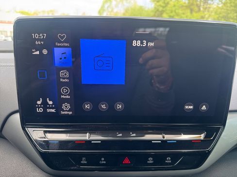 Used 2023 Volkswagen ID.4 Pro S image 27