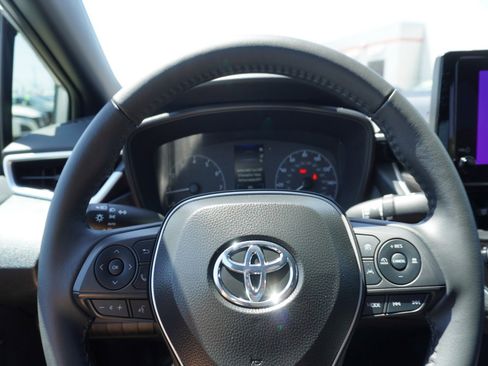 Used 2025 Toyota Corolla SE FWD image 21