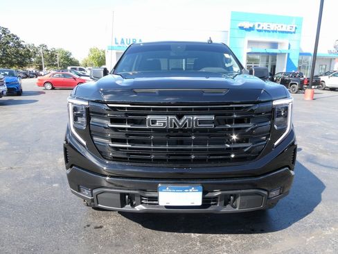 Certified 2025 GMC Sierra 1500 Elevation w/ Preferred Package image 9