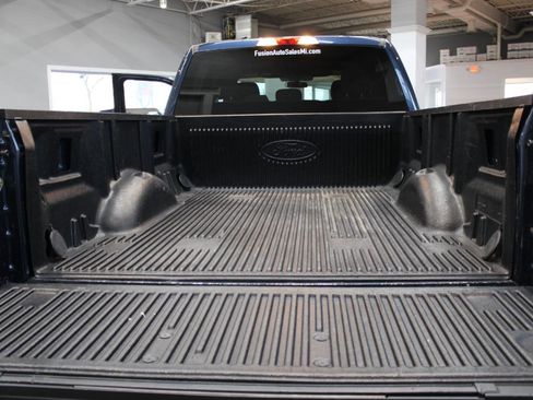 Used 2018 Ford F150 XLT w/ XTR Package image 14