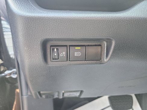 Used 2020 Toyota RAV4 LE w/ All Weather Liner Package AWD/4WD image 8
