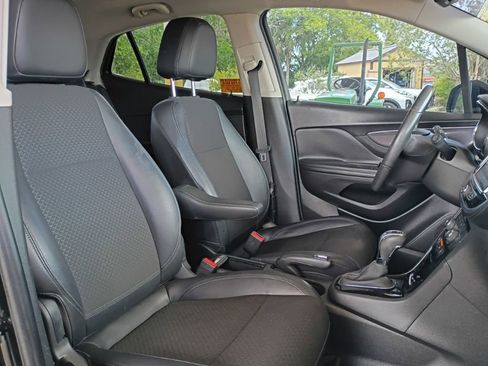 Used 2019 Buick Encore Preferred image 3