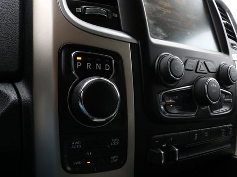 Used 2015 RAM 1500 Big Horn image 31