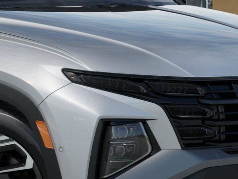New 2025 Hyundai Tucson Limited image 9