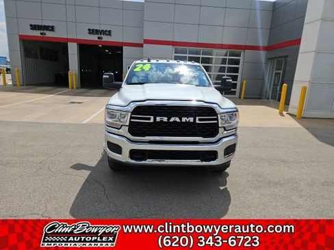 Used 2024 RAM 3500 SLT w/ Quick Order Package 2YG SLT image 9