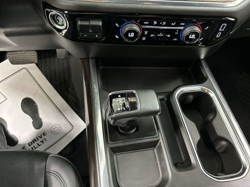 Certified 2023 Chevrolet Silverado 1500 LT Trail Boss w/ Convenience Package II AWD/4WD image 18