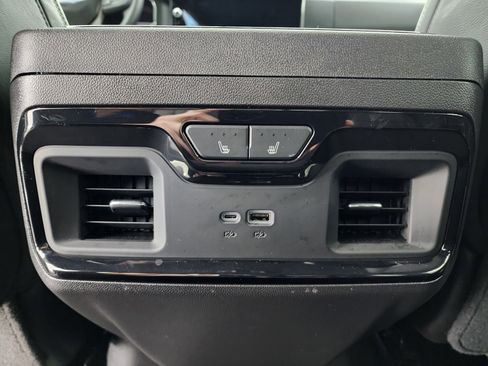 Used 2024 GMC Sierra 1500 AT4X image 46