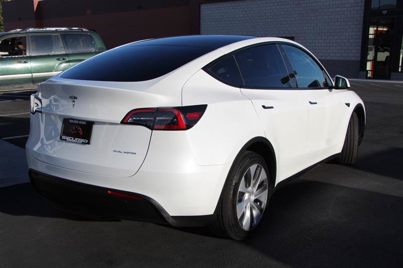 Used 2023 Tesla Model Y Long Range AWD/4WD image 9