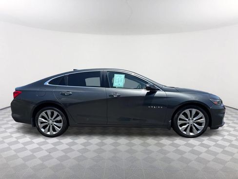 Used 2018 Chevrolet Malibu Premier w/ Premier Sun and Wheel Package FWD image 3