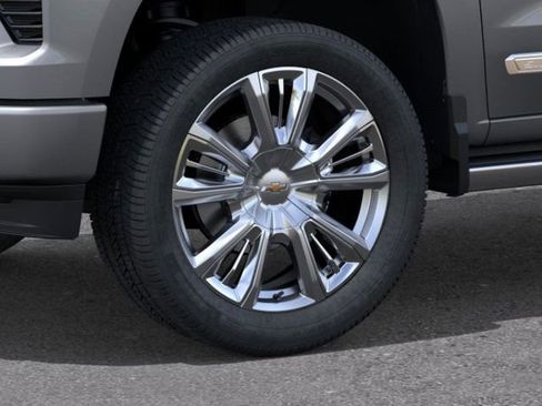 New 2025 Chevrolet Silverado 1500 High Country image 9