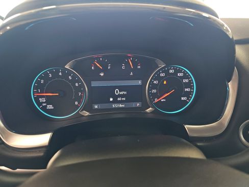 Used 2020 Chevrolet Traverse LT AWD/4WD image 2