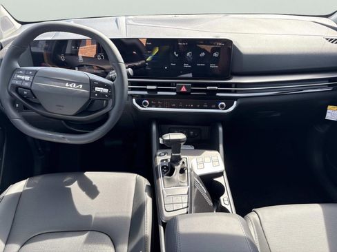 New 2026 Kia Sportage EX FWD image 16