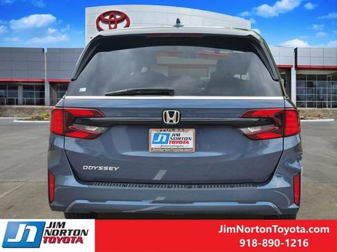 Used 2025 Honda Odyssey EX-L image 6