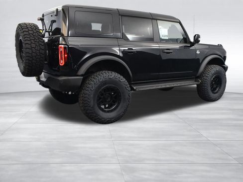 New 2025 Ford Bronco Outer Banks image 4