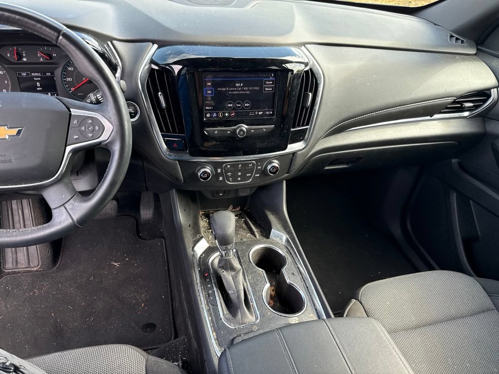 Used 2023 Chevrolet Traverse LT FWD image 11