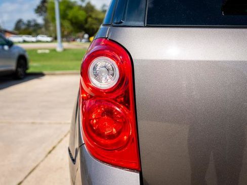 Used 2012 Chevrolet Equinox LT image 17