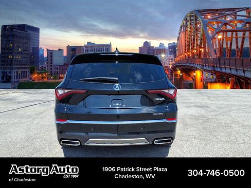 Used 2025 Acura MDX SH-AWD w/ Technology Package image 4