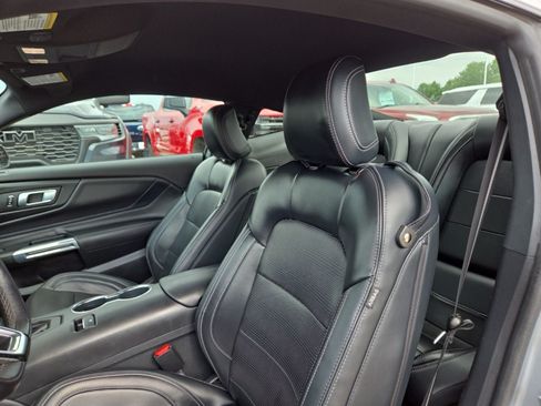 Certified 2025 Ford Mustang GT Premium RWD image 17