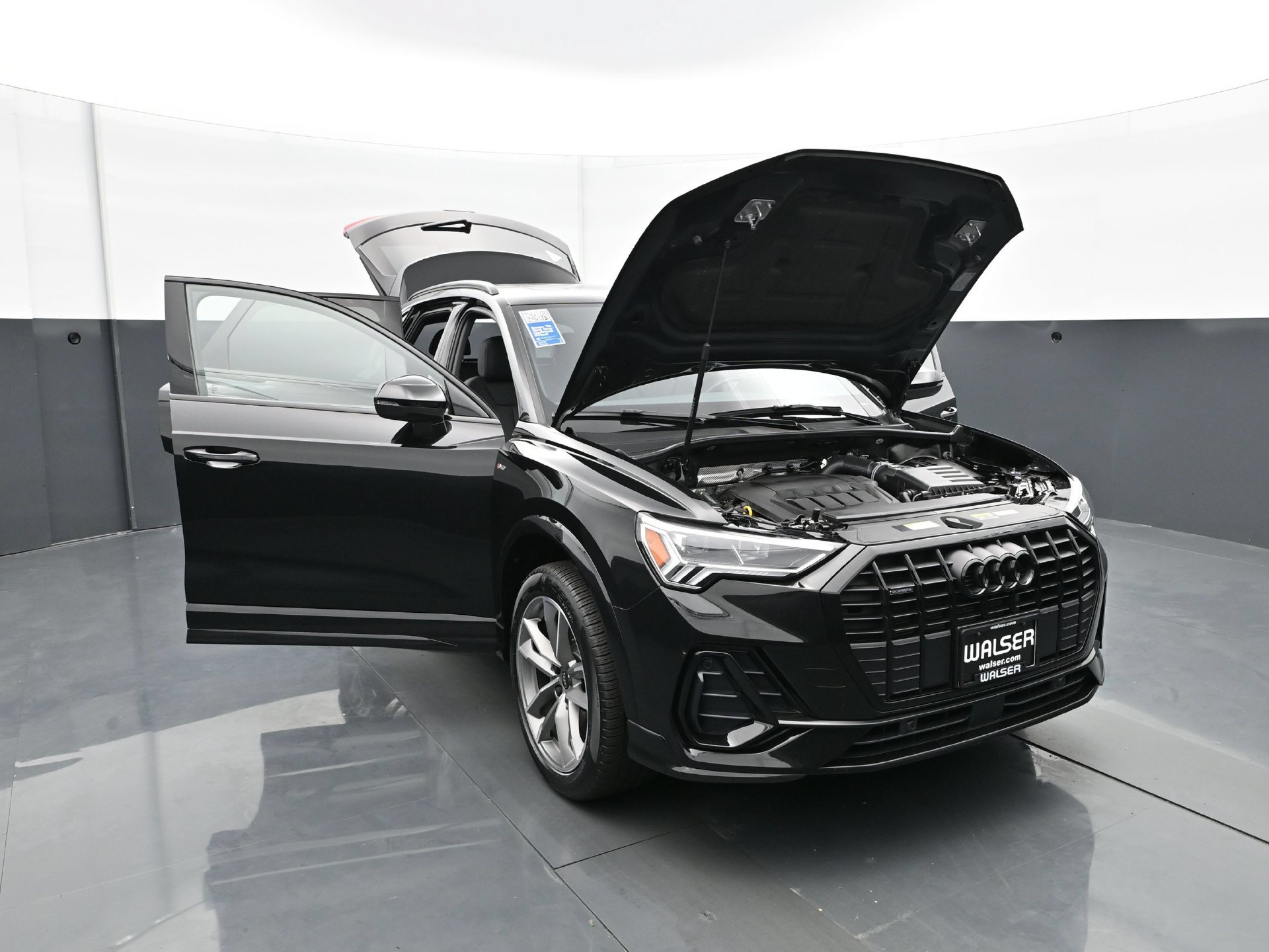 Used 2025 Audi Q3 2.0T Premium w/ Convenience Package AWD/4WD image 43