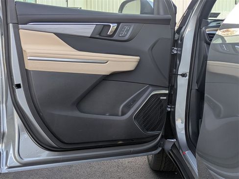 New 2026 Buick Enclave Preferred w/ Power Package image 13