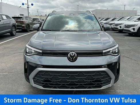 New 2026 Volkswagen Taos SE FWD image 8