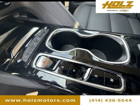 Used 2023 Buick Envision Essence FWD image 15