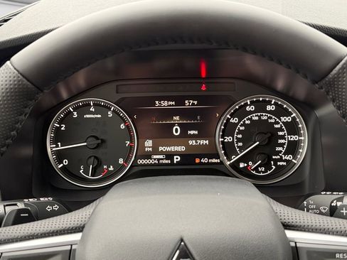 New 2026 Mitsubishi Outlander LE AWD/4WD image 12
