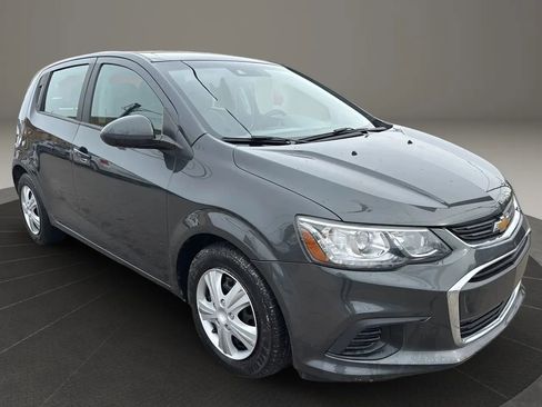 Used 2020 Chevrolet Sonic LT image 3