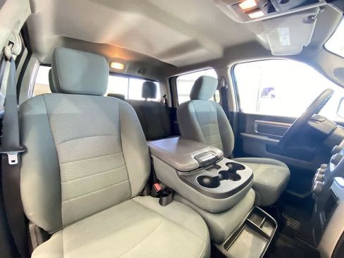 Used 2018 RAM 1500 Outdoorsman AWD/4WD image 25