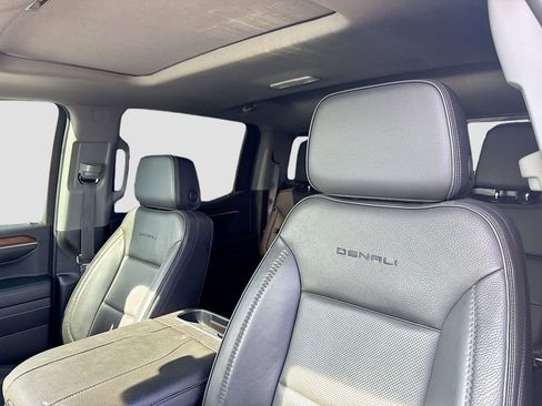 Used 2024 GMC Sierra 1500 Denali w/ Denali Reserve Package image 11