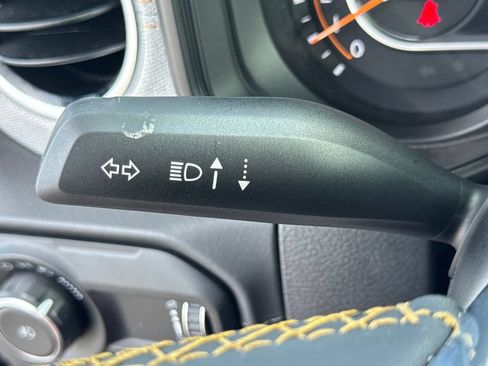 Used 2024 Jeep Wrangler Unlimited Sahara AWD/4WD image 33