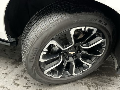 Used 2022 Chevrolet Tahoe Premier AWD/4WD image 10