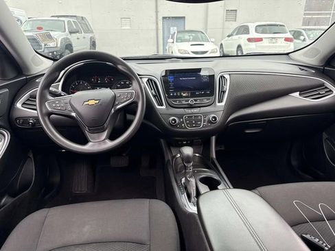 Used 2023 Chevrolet Malibu LT image 19