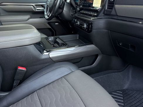 Certified 2024 Chevrolet Silverado 2500 ZR2 w/ ZR2 Bison Edition image 17