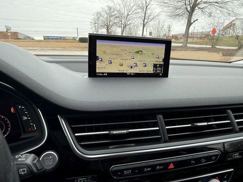 Used 2018 Audi Q7 3.0T Prestige w/ Prestige Package image 42