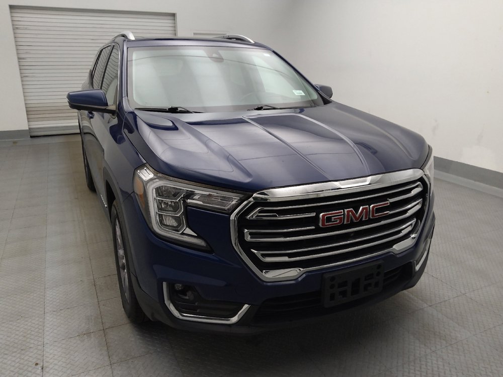 Used 2023 GMC Terrain SLT w/ Tech Package AWD/4WD image 14
