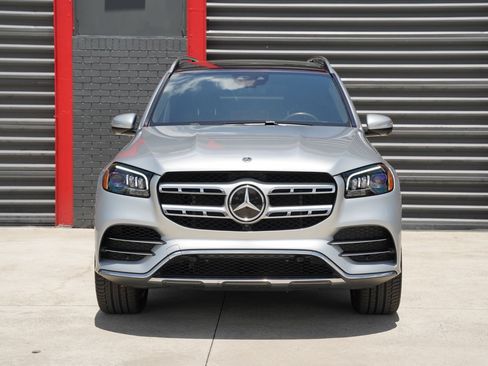 Used 2023 Mercedes-Benz GLS 580 4MATIC image 6