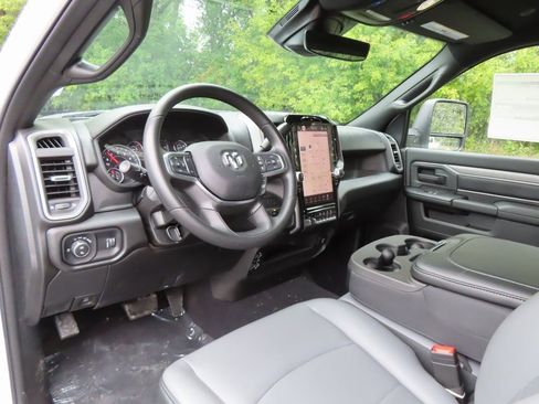 New 2026 RAM 3500 Tradesman image 23