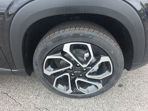 New 2026 Chevrolet Trax RS w/ Sunroof Package FWD image 10