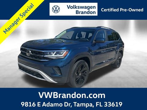 Used 2023 Volkswagen Atlas SE w/ Black Wheel Package FWD image 1