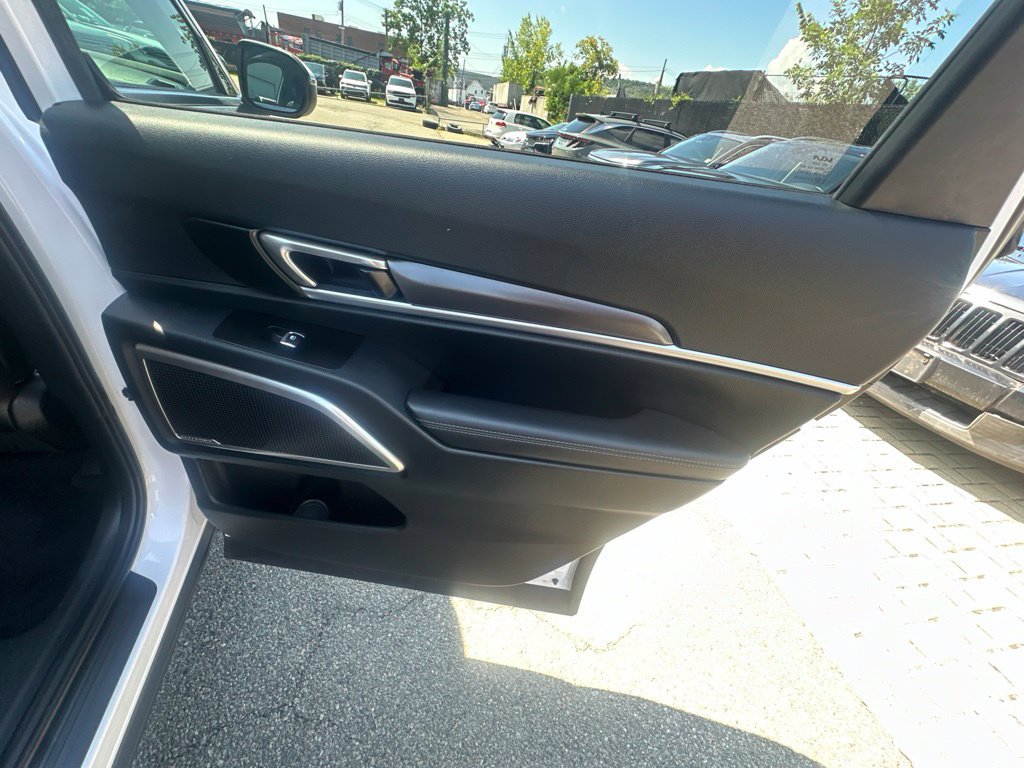 Used 2024 Kia Telluride LX AWD/4WD image 32