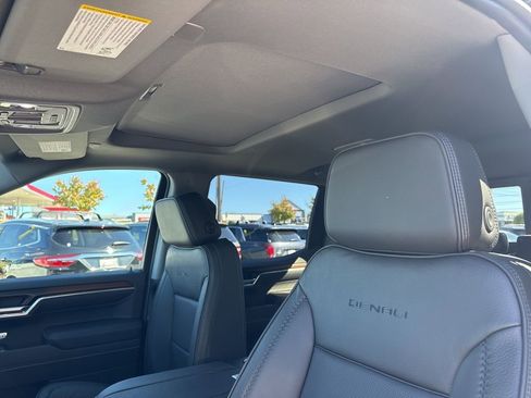 New 2026 GMC Sierra 1500 Denali w/ Technology Package AWD/4WD image 19