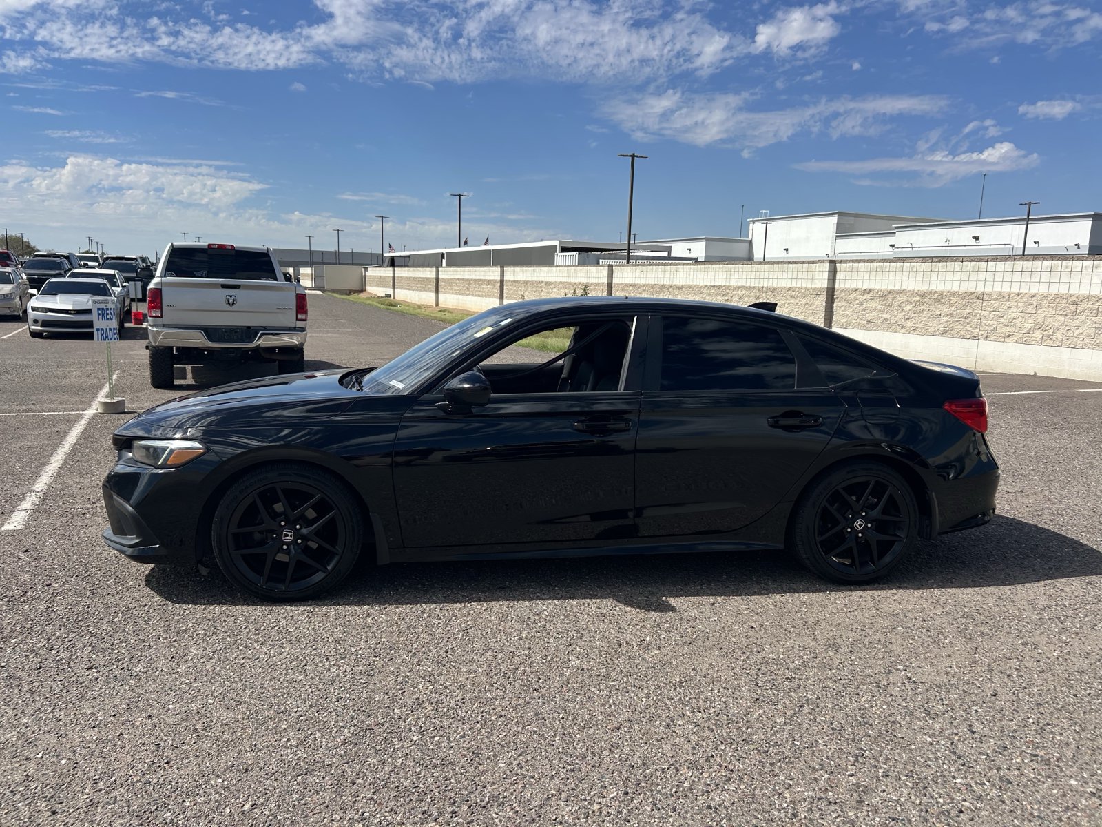 Used 2022 Honda Civic Sport image 2