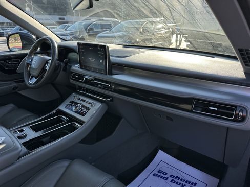 Used 2020 Lincoln Aviator Reserve w/ Equipment Group 202A image 35