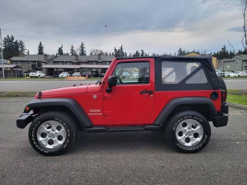 Used 2011 Jeep Wrangler Sport image 9