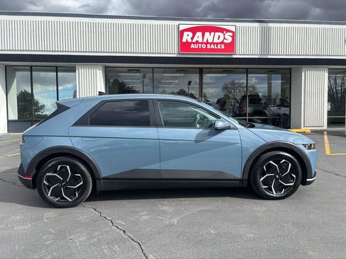 Used 2024 Hyundai Ioniq 5 SEL image 2