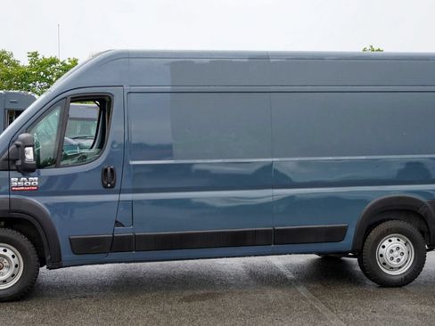 Used 2020 RAM ProMaster 3500 FWD image 3