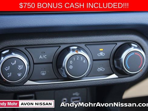 New 2025 Nissan Versa SV image 22