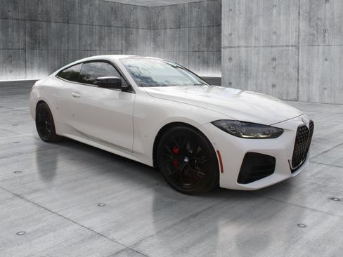 Used 2023 BMW M440i Coupe w/ Premium Package RWD image 8